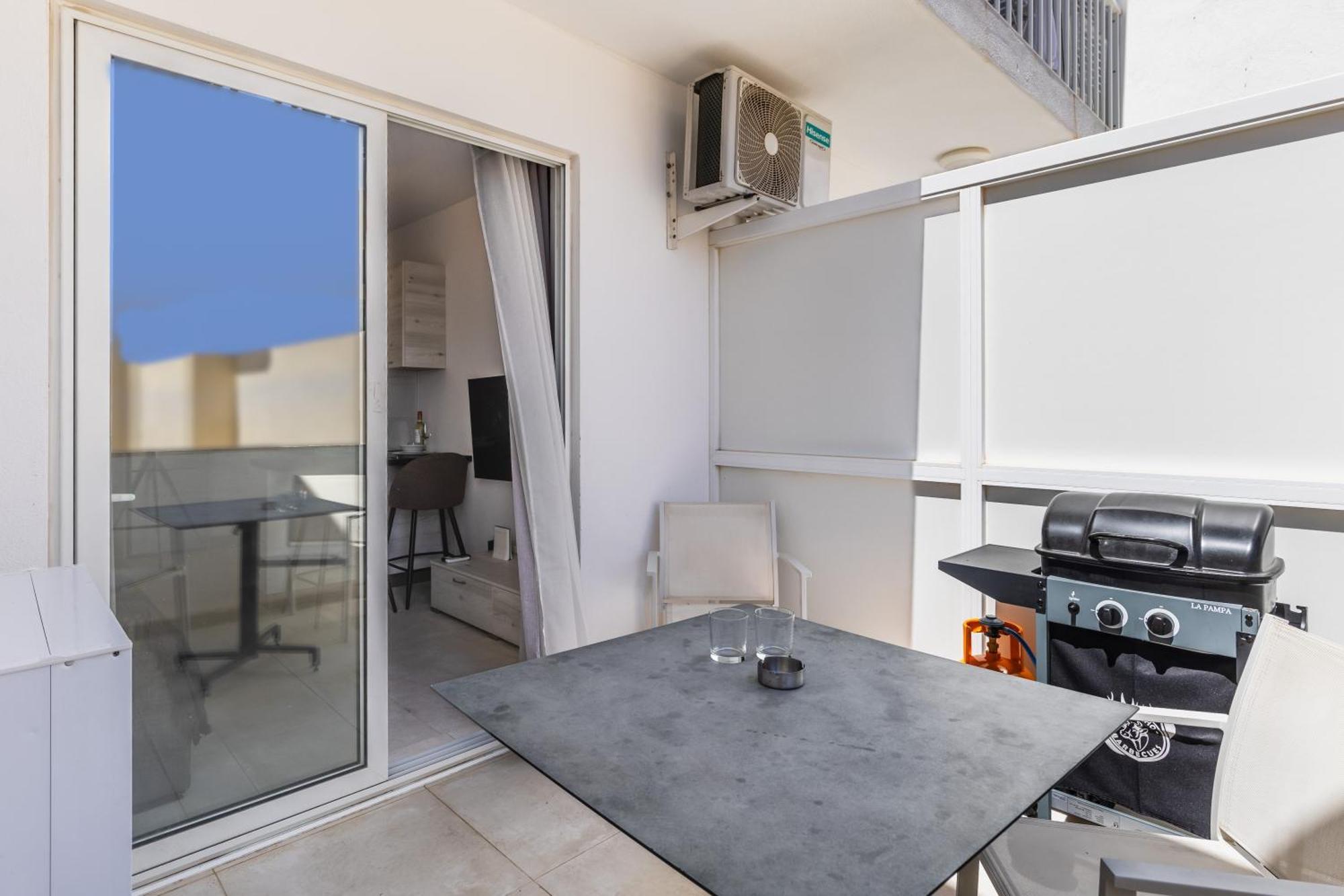Kunsu'S Apartment 5 Min Walk From St Julians San Ġwann Extérieur photo